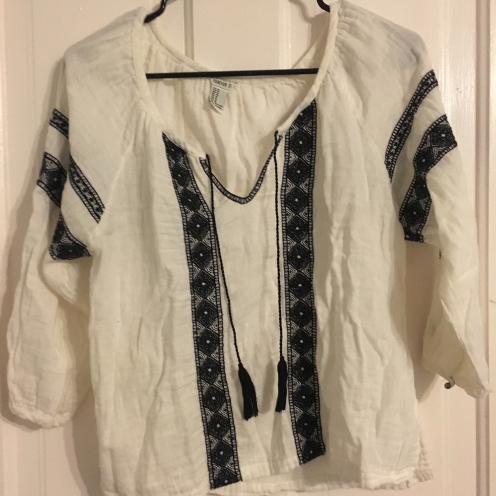 WHITE FOREVER 21 PEASANT STYLE BLOUSE/SHIRT